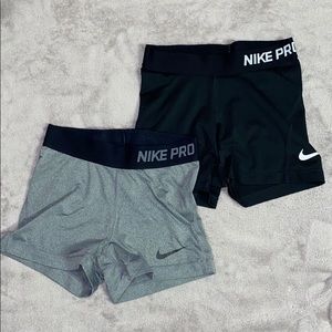 Set of 2 Nike Pro Spandex